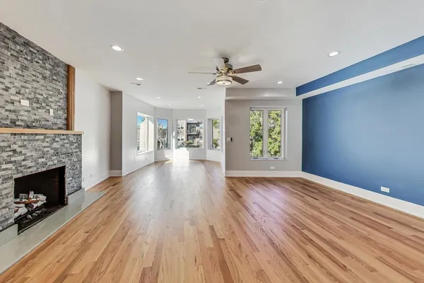 $5,400 | 1245 West Jarvis Avenue, Unit 2, Chicago, IL 60626