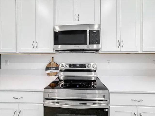 $2,300 | 4959 Shady Pnes Drive, St. Cloud, FL 34772