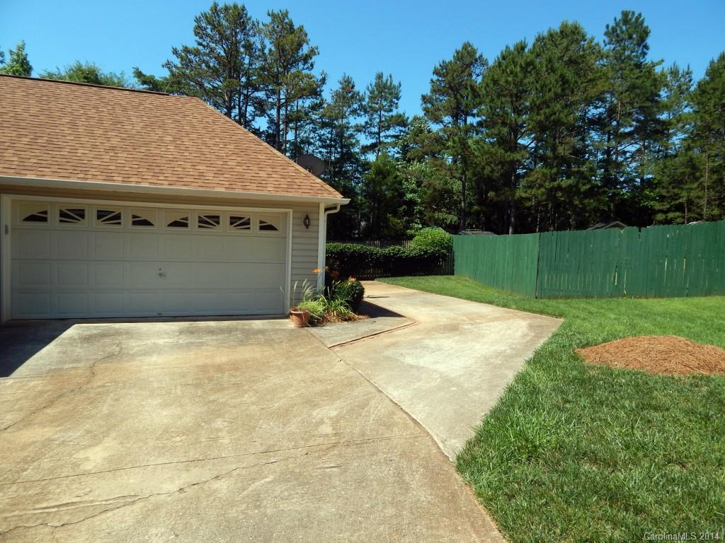 212 Applegate Lane, Unit 8 Fort Mill, SC 29715 - Photo 15 of 16 Gallery Image 15