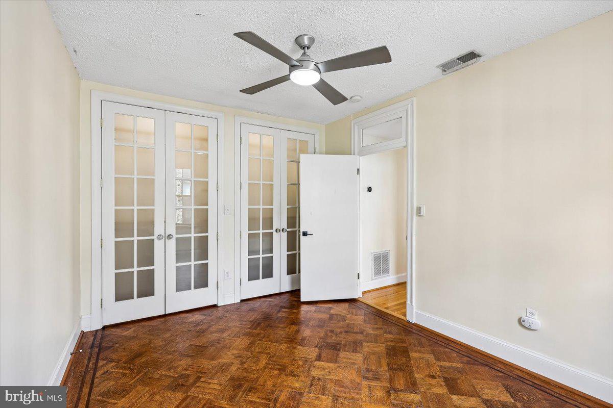 1401 Columbia Road Northwest, Unit 410 Washington, DC 20009 - Photo 21 of 27
