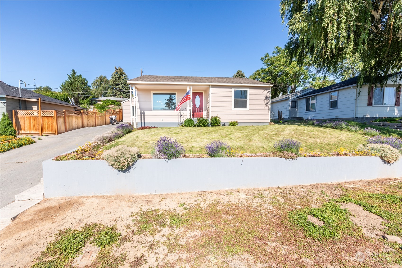 275 Patrick Road Ephrata, WA 98823 - Photo 2 of 35 a view of house with yard outdoor seating