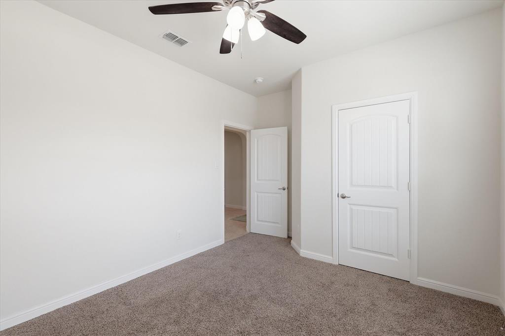 4312 Lost Creek Road Denton, TX 76210 - Photo 33 of 40