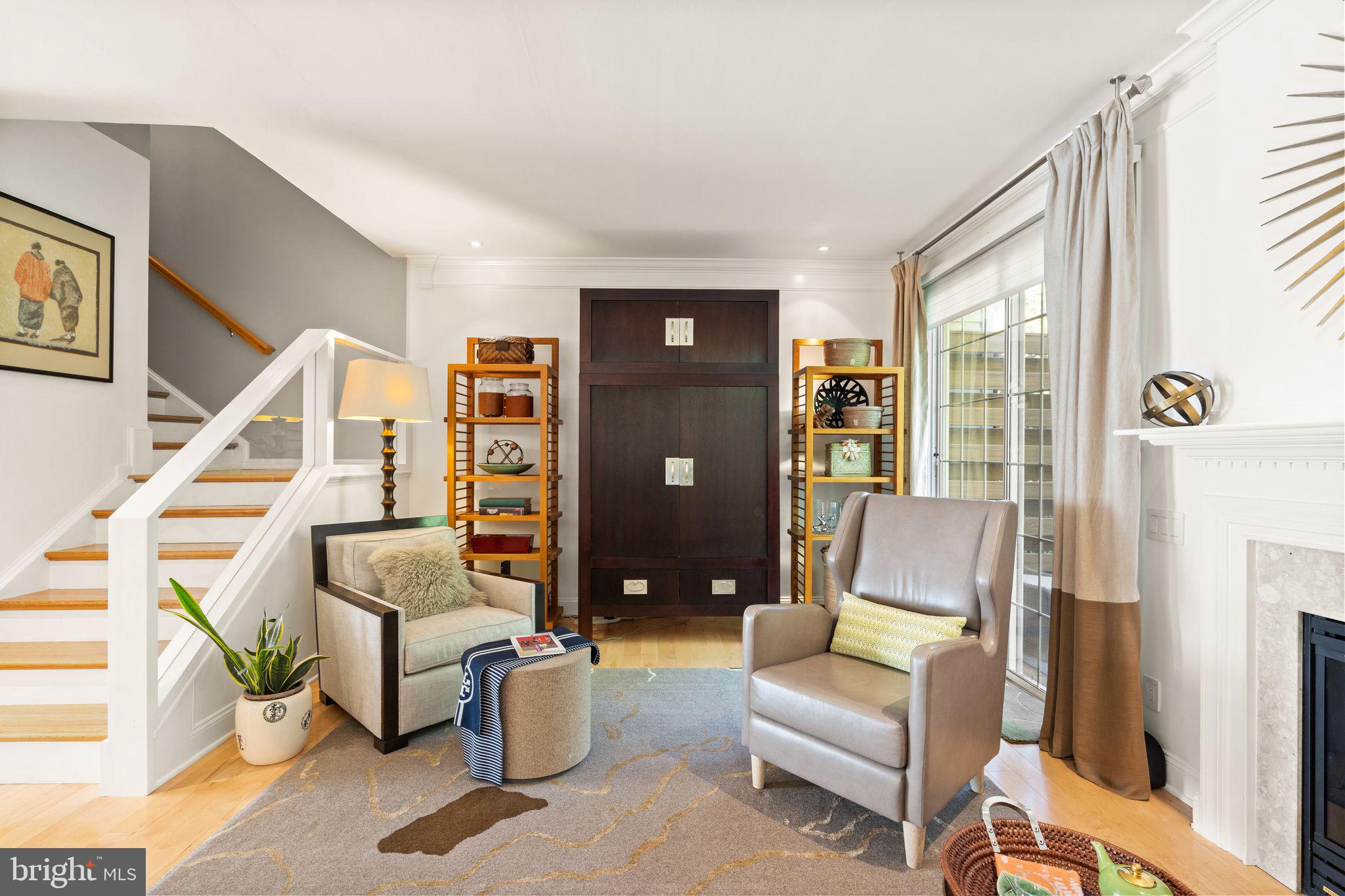 9324 Branchside Lane Fairfax, VA 22031 - Photo 21 of 73