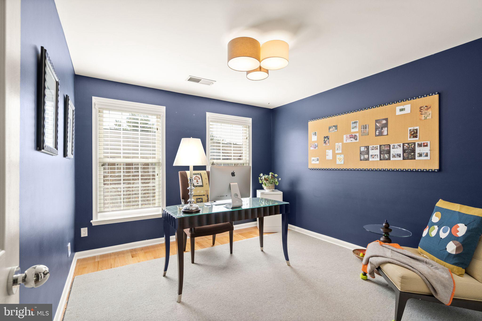 9324 Branchside Lane Fairfax, VA 22031 - Photo 28 of 73