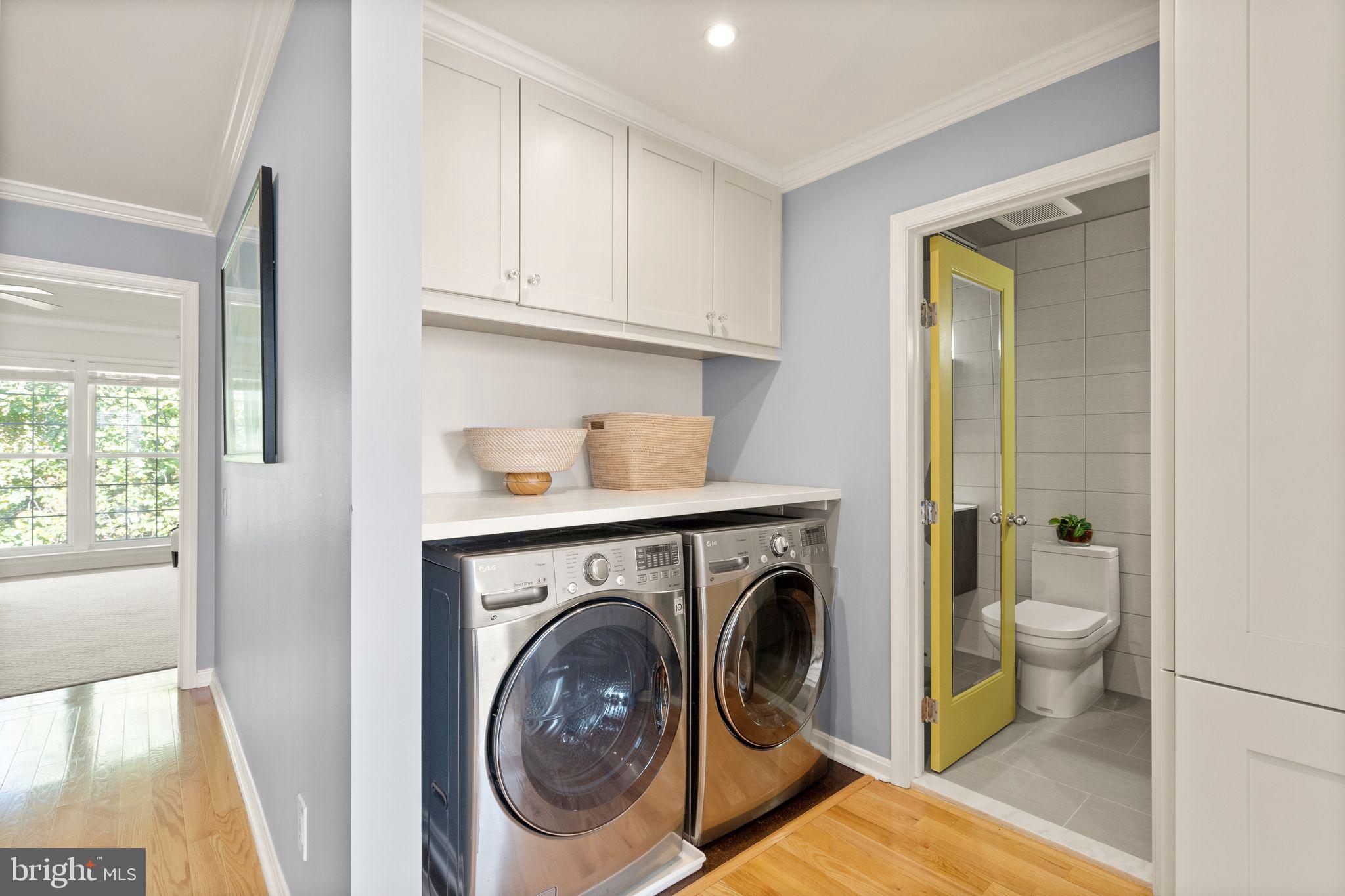 9324 Branchside Lane Fairfax, VA 22031 - Photo 32 of 73