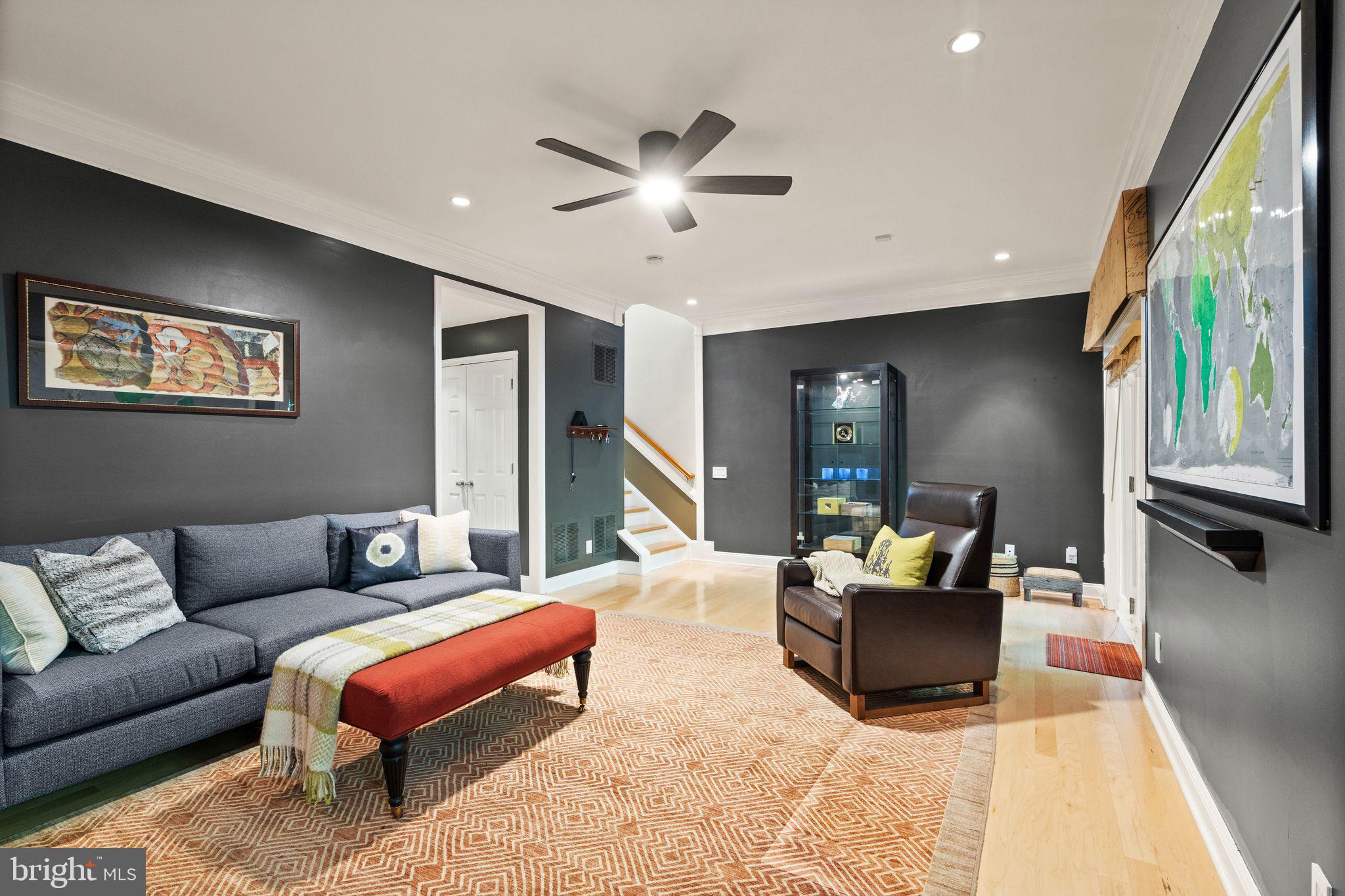 9324 Branchside Lane Fairfax, VA 22031 - Photo 45 of 73