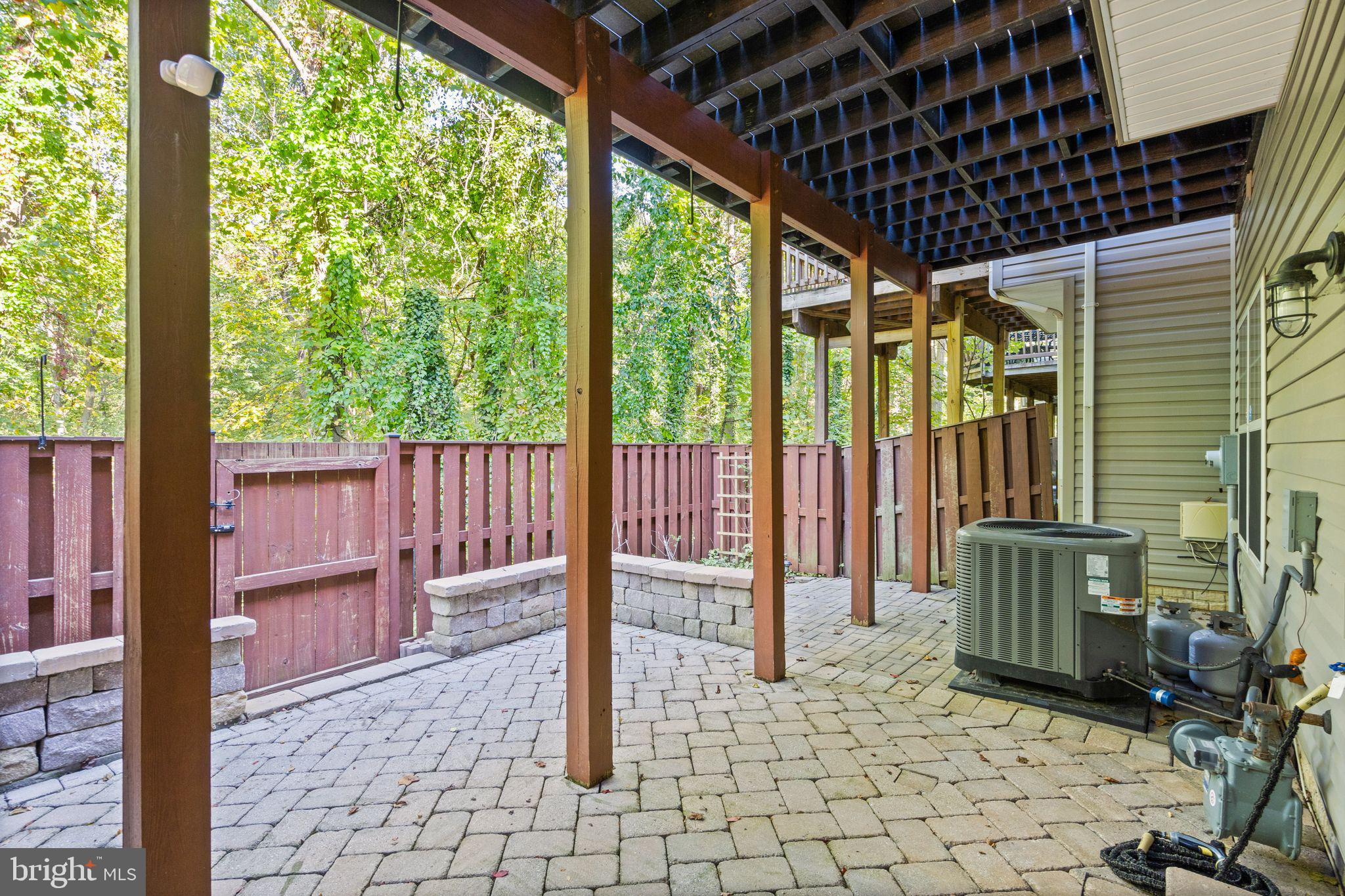 9324 Branchside Lane Fairfax, VA 22031 - Photo 49 of 73