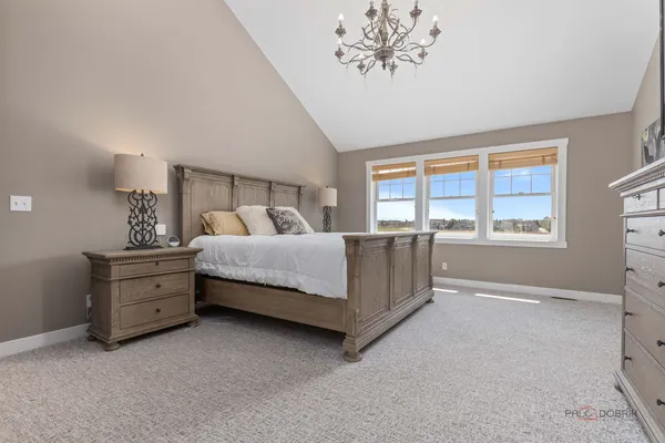 $849,000 | 1333 Hedgerow Drive, Grayslake, IL 60030