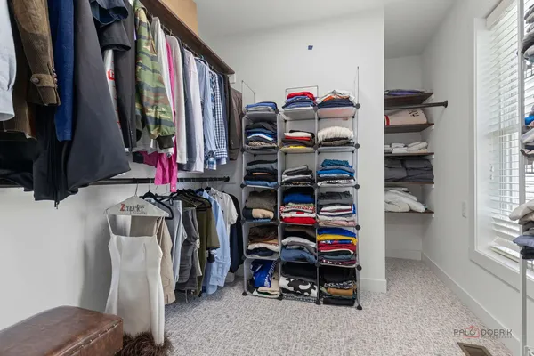 $849,000 | 1333 Hedgerow Drive, Grayslake, IL 60030