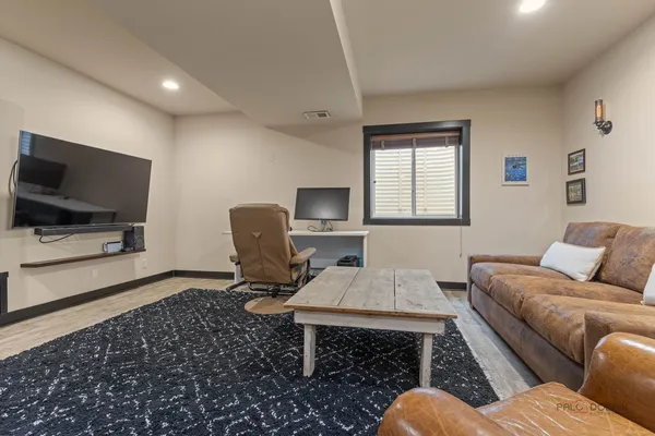 $849,000 | 1333 Hedgerow Drive, Grayslake, IL 60030