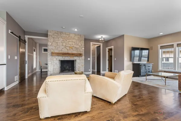 $849,000 | 1333 Hedgerow Drive, Grayslake, IL 60030