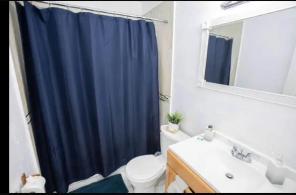 $2,999 | 2456 Southwest 54th Street, Fort Lauderdale, FL 33312
