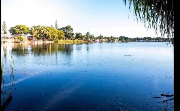 $2,999 | 2456 Southwest 54th Street, Fort Lauderdale, FL 33312