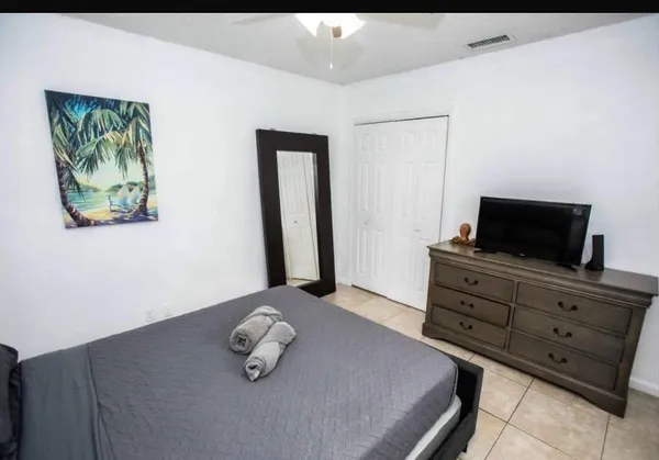 $2,999 | 2456 Southwest 54th Street, Fort Lauderdale, FL 33312