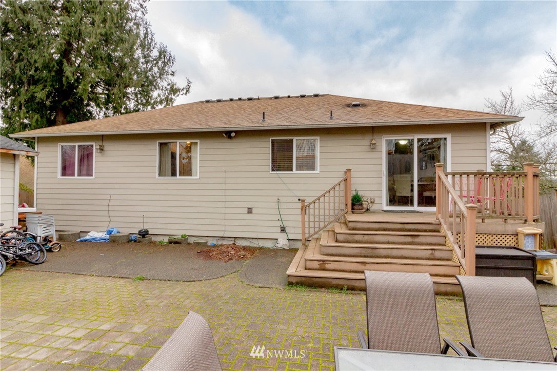 702 Southwest 3rd Place Renton, WA 98057 - Photo 21 of 23