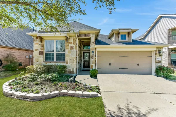 $349,900 | 5902 Waterlily Park Lane, Fulshear, TX 77441