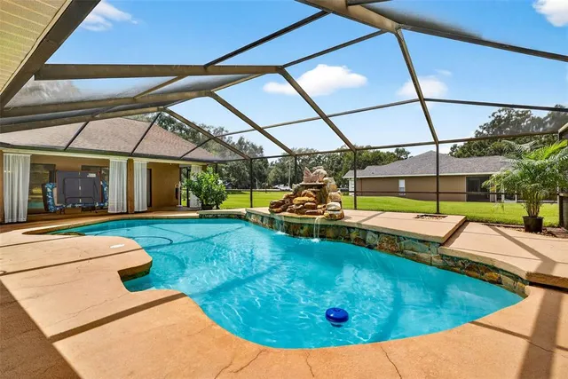 $735,000 | 8410 West Knights Griffin Road, Plant City, FL 33565