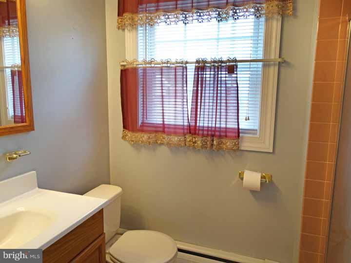 23 Tinder Road Levittown, PA 19056 - Photo 11 of 15 Bathroom
