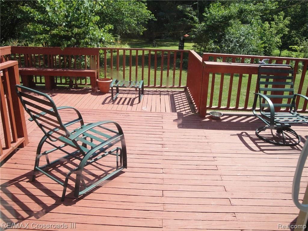 22511 Dickinson Road New Boston, MI 48164 - Photo 22 of 22 Gallery Image 22