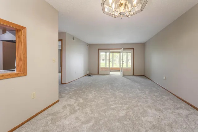 $199,000 | 1415 Lake Street, Unit 105, Alexandria, MN 56308
