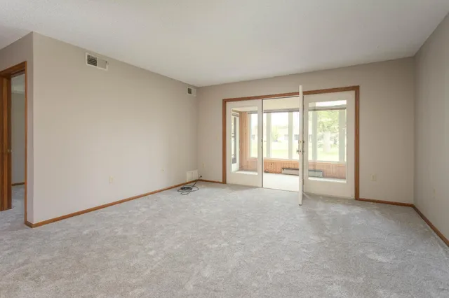 $199,000 | 1415 Lake Street, Unit 105, Alexandria, MN 56308