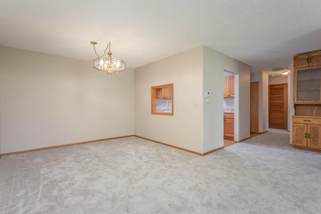 $199,000 | 1415 Lake Street, Unit 105, Alexandria, MN 56308