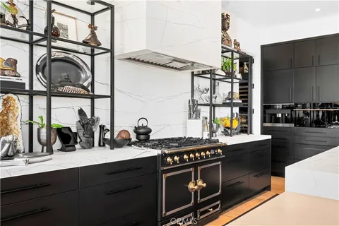 $15,970,000 | 1521 Bayadere Terrace, Corona del Mar, CA 92625