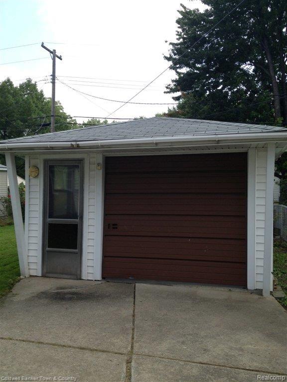 145 Shadowlawn Street Inkster, MI 48141 - Photo 22 of 24 IMG_1849.jpg