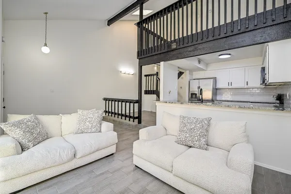 $1,350 | 12916 Wirevine Lane, Unit 243, Houston, TX 77072