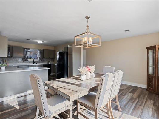 1833 West Kimberly Road Davenport, IA 52806 - Photo 16 of 31