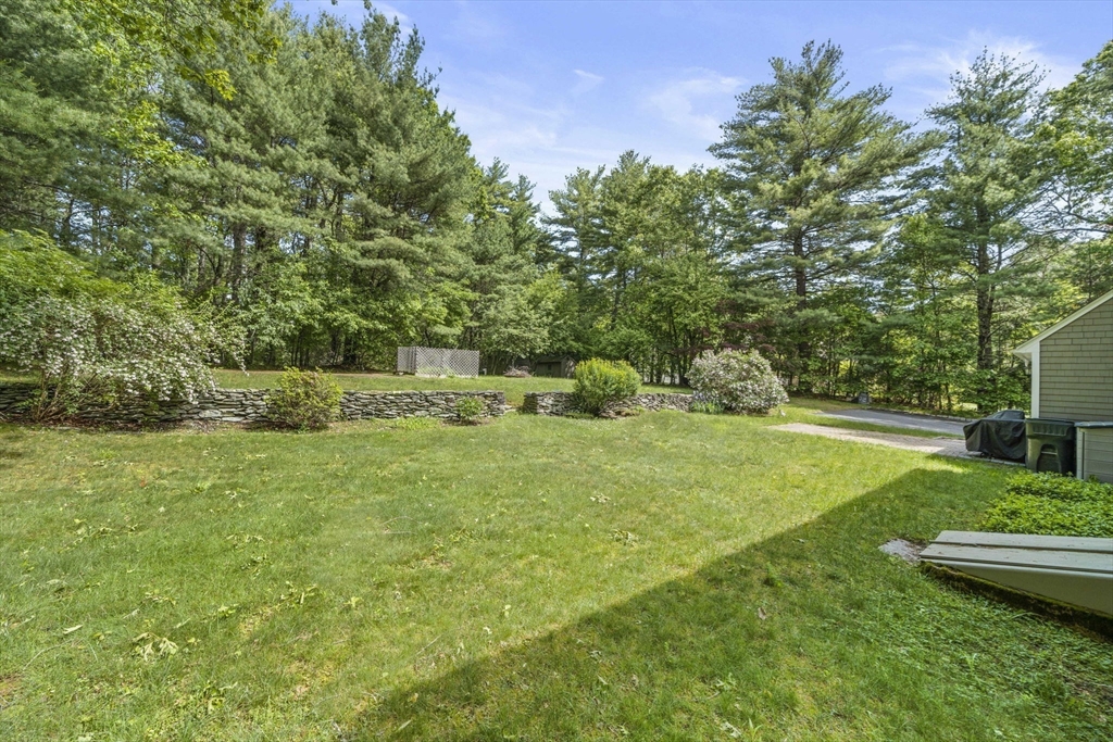 20 Aldana Road Halifax, MA 02338 - Photo 27 of 34