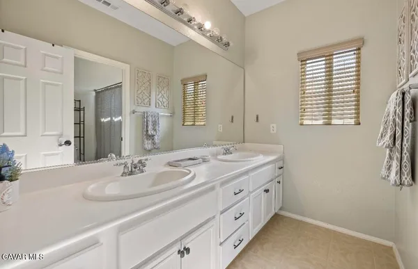 $719,500 | 4011 Prestwick Lane, Palmdale, CA 93551