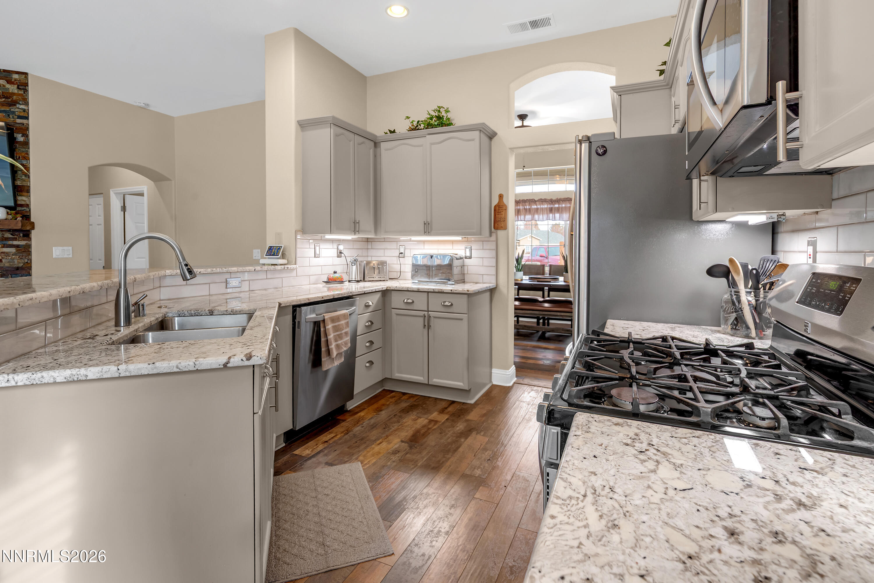 3288 Genil Court Sparks, NV 89436 - Photo 11 of 37 Gemil3288-013