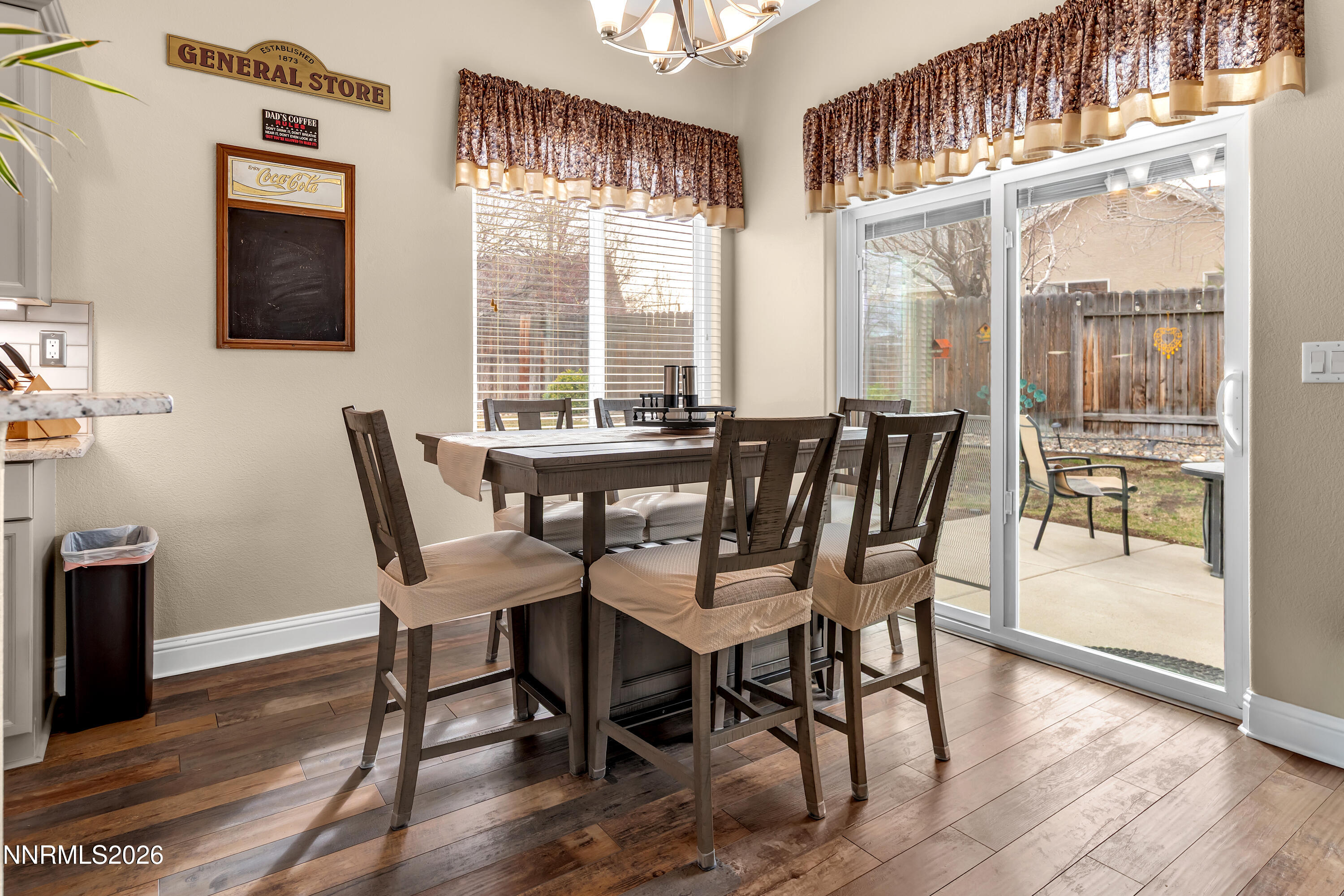 3288 Genil Court Sparks, NV 89436 - Photo 10 of 37 Gemil3288-012