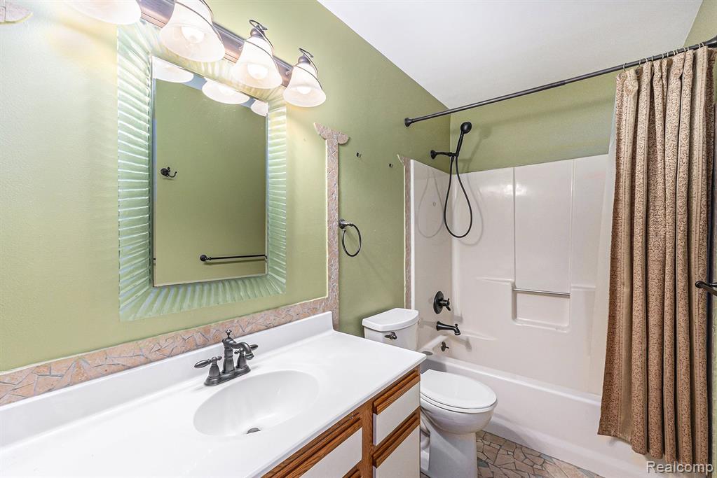 33460 24 Mile Road Chesterfield, MI 48047 - Photo 13 of 25