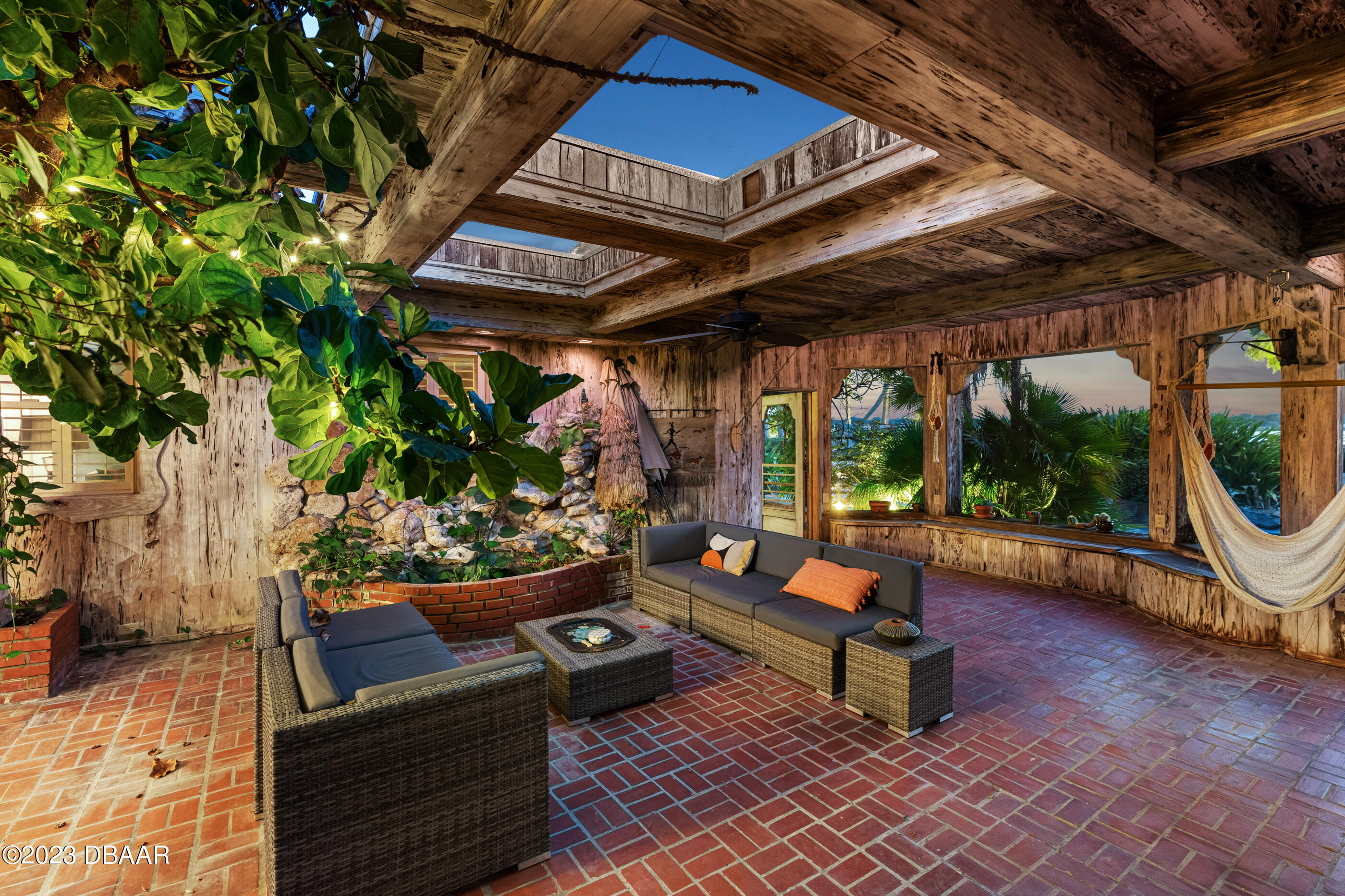 880 John Anderson Drive Ormond Beach, FL 32176 - Photo 5 of 79 4