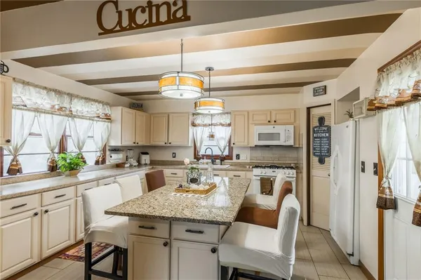 $399,900 | 3800 South Crysler Avenue, Independence, MO 64055