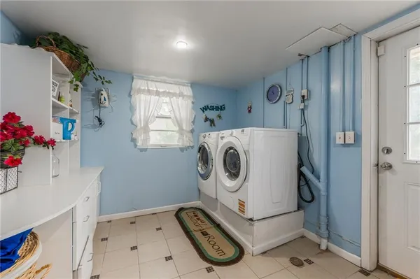 $399,900 | 3800 South Crysler Avenue, Independence, MO 64055