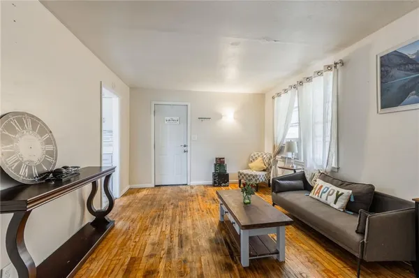 $399,900 | 3800 South Crysler Avenue, Independence, MO 64055