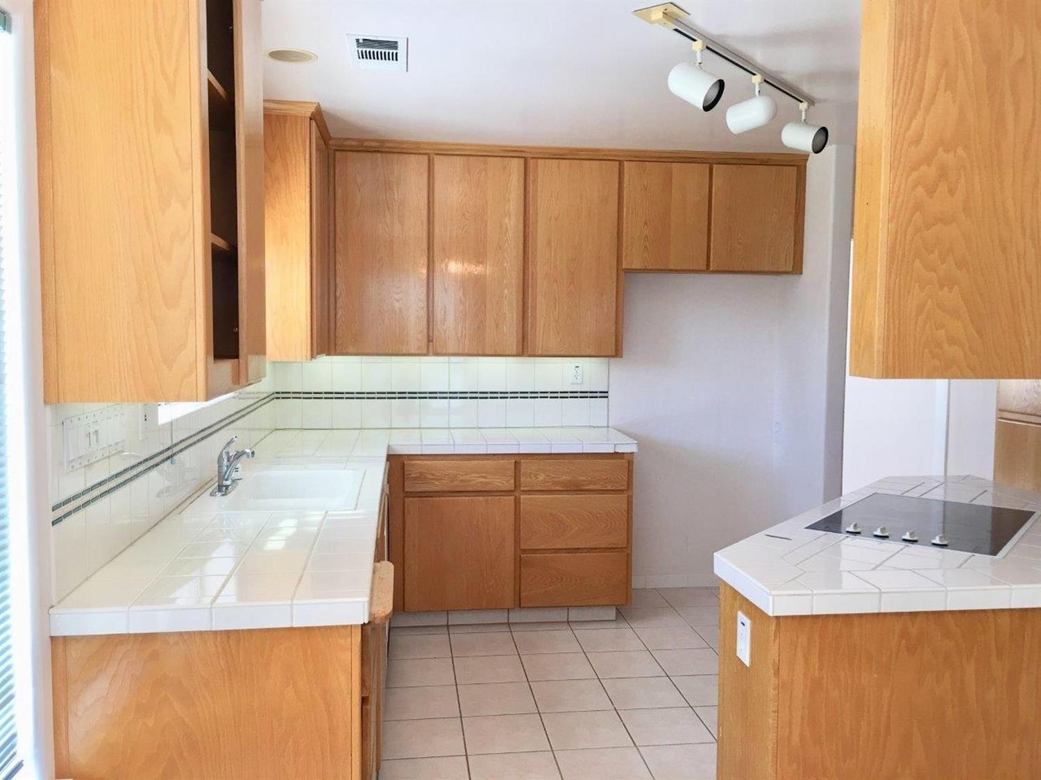 34980 Wintergreen Loop North Fork, CA 93643 - Photo 9 of 64