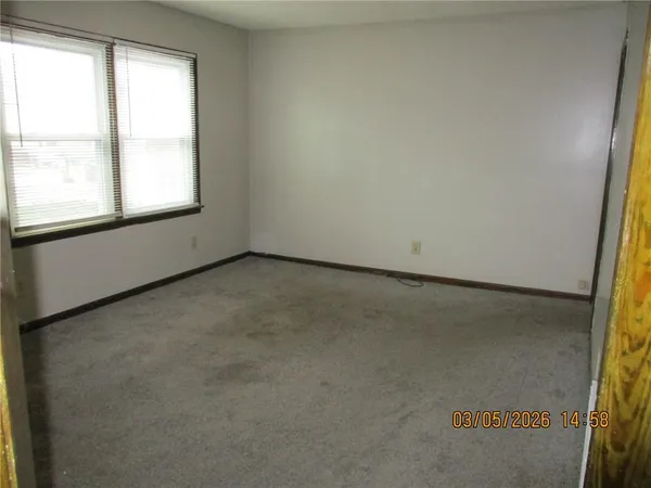 $800 | 208 East Kay Street, Unit A, Lansing, KS 66043