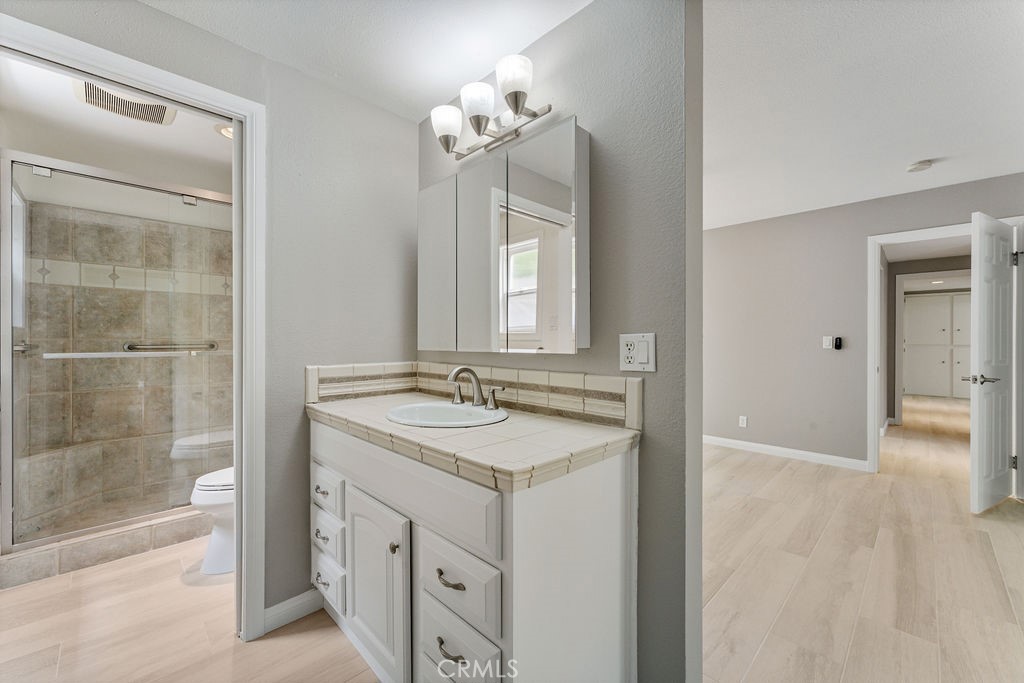 25352 Hugo Road Laguna Niguel, CA 92677 - Photo 11 of 31 Master Bathroom