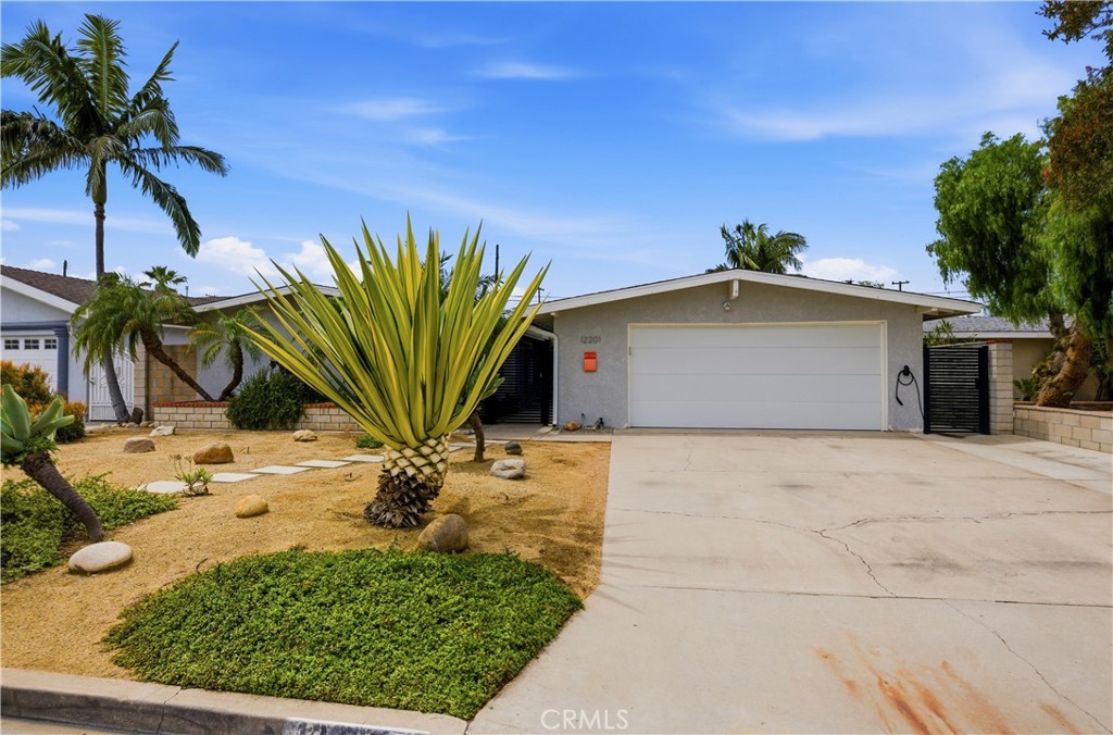 12201 Ferrari Lane Garden Grove, CA 92841 - Photo 2 of 44