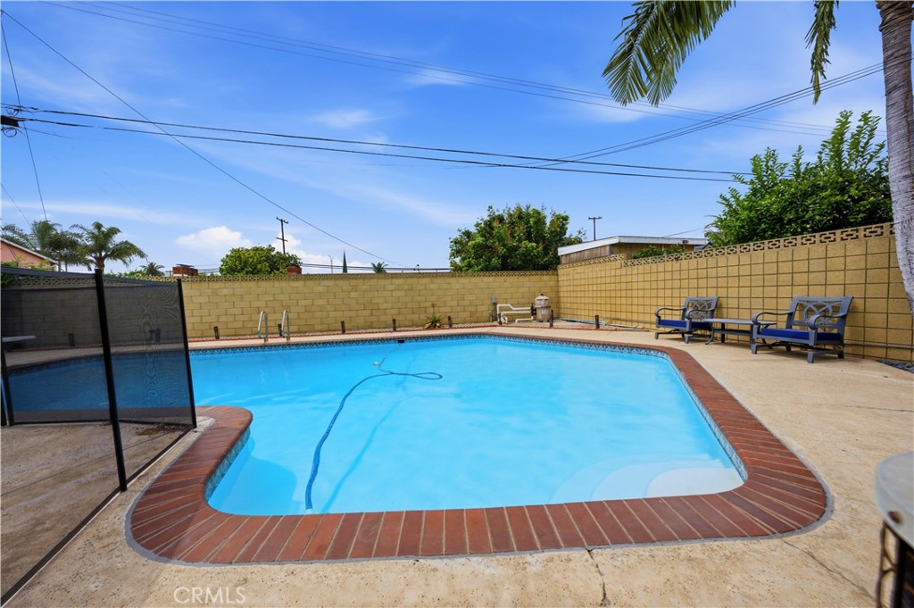 12201 Ferrari Lane Garden Grove, CA 92841 - Photo 35 of 44