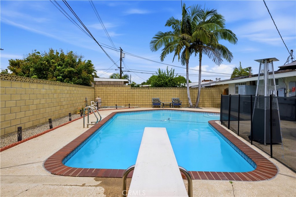 12201 Ferrari Lane Garden Grove, CA 92841 - Photo 36 of 44