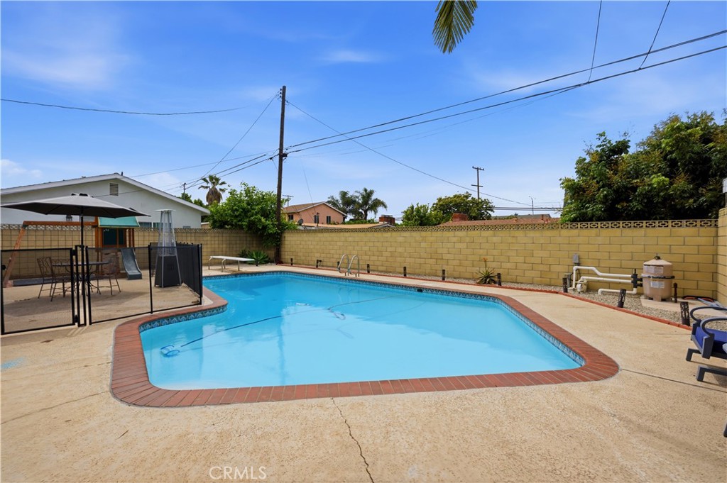 12201 Ferrari Lane Garden Grove, CA 92841 - Photo 40 of 44