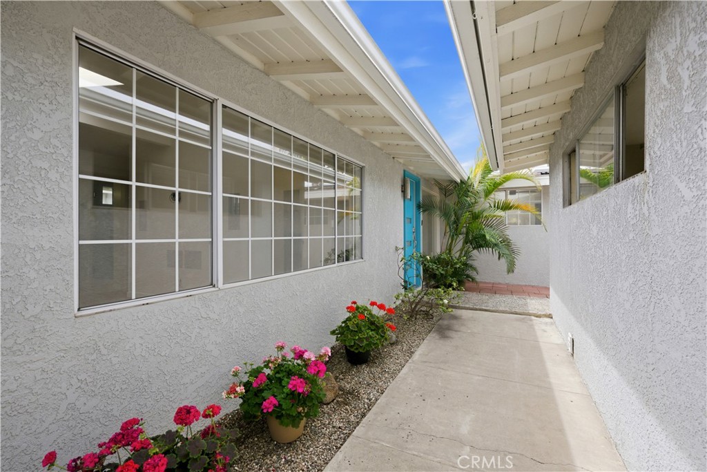 12201 Ferrari Lane Garden Grove, CA 92841 - Photo 5 of 44