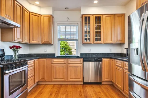 $600,000 | 68 East Manning Street, Unit 1, Providence, RI 02906