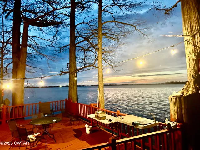 $372,500 | 985 Lake Drive, Tiptonville, TN 38079