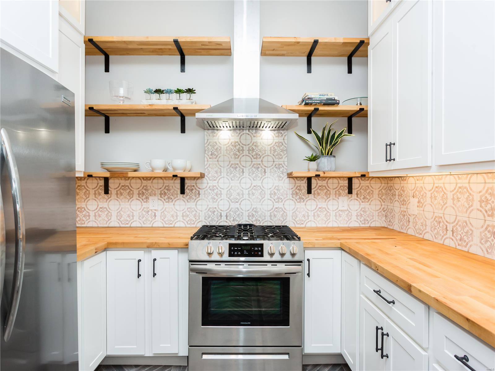 6510 Morgan Ford Road St. Louis, MO 63116 - Photo 13 of 37 Gallery Image 13